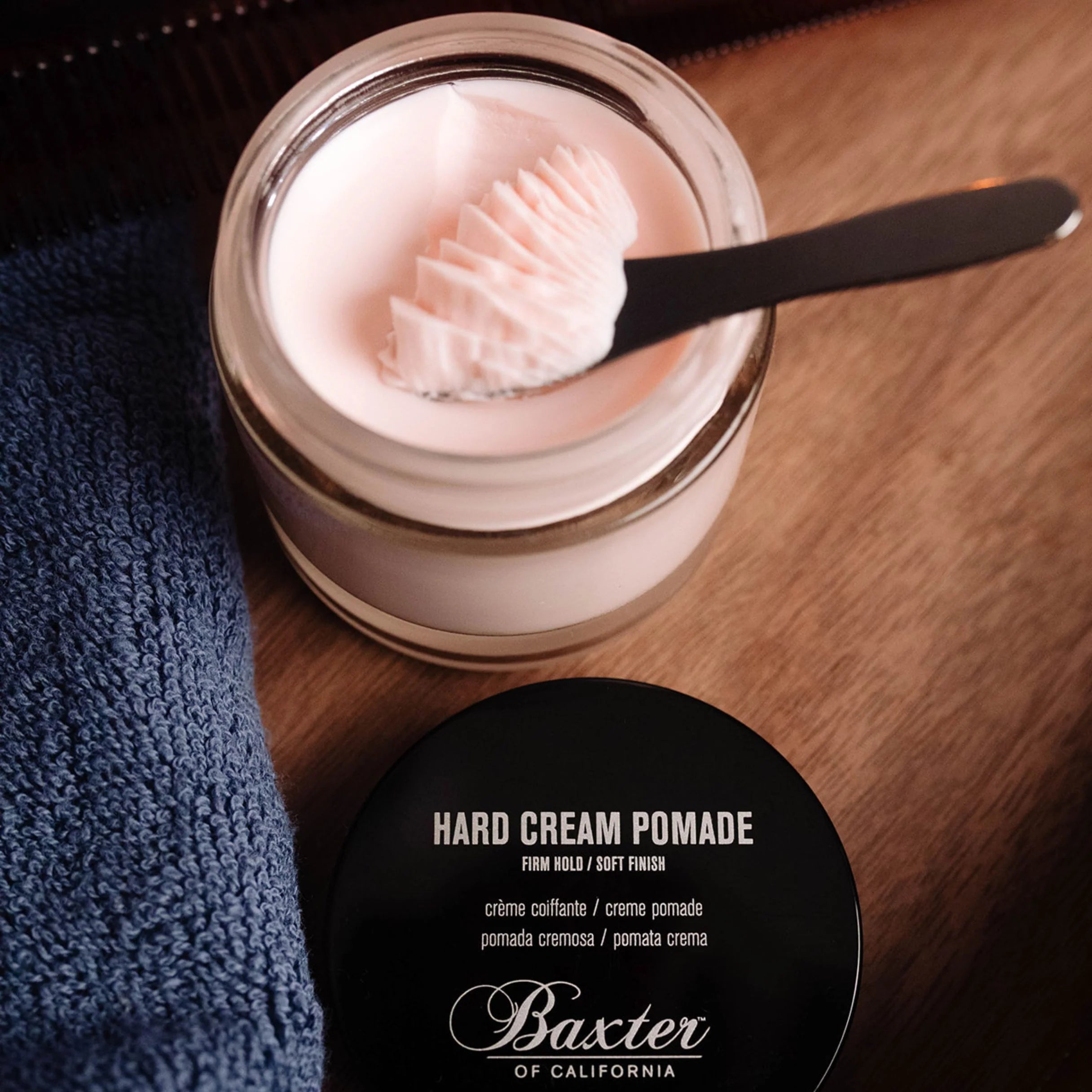 Krēma pomāde ar spēcīgu fiksāciju matu veidošanai 60ml